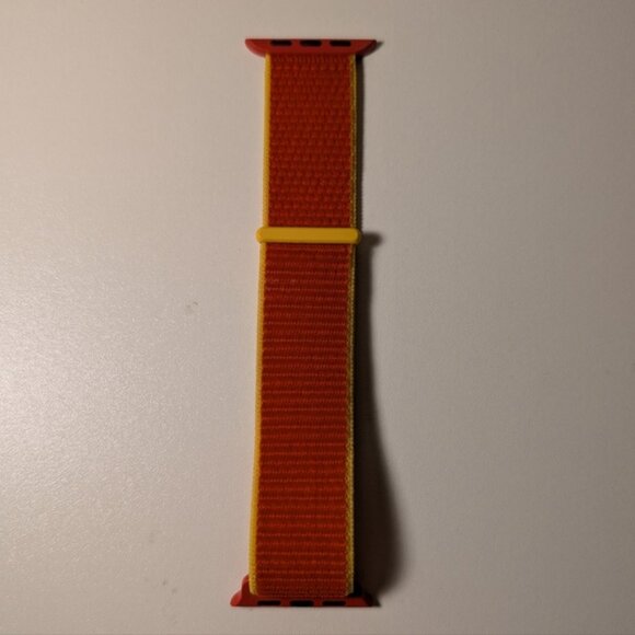 Genuine Apple Watch Sports Loop - Picture 3 of 3
